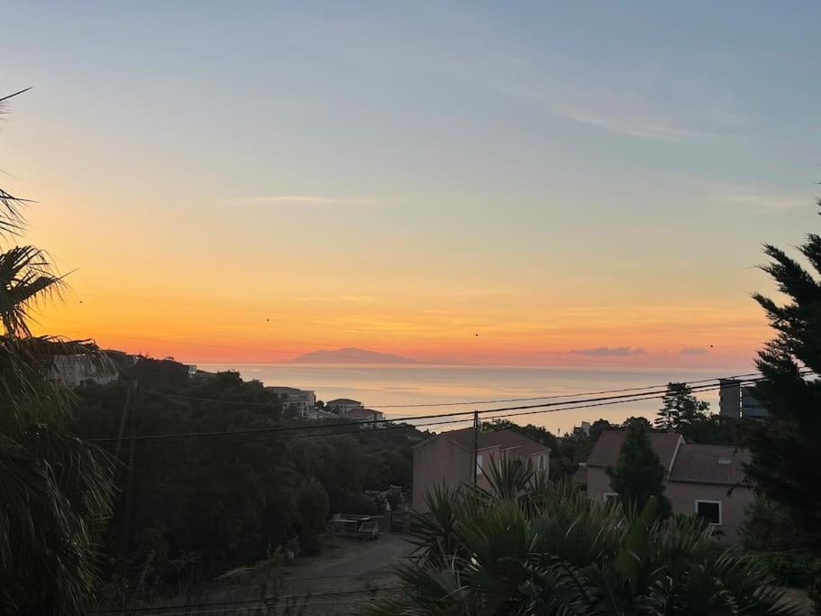 Casa Azzura Apartment Bastia  Bagian luar foto