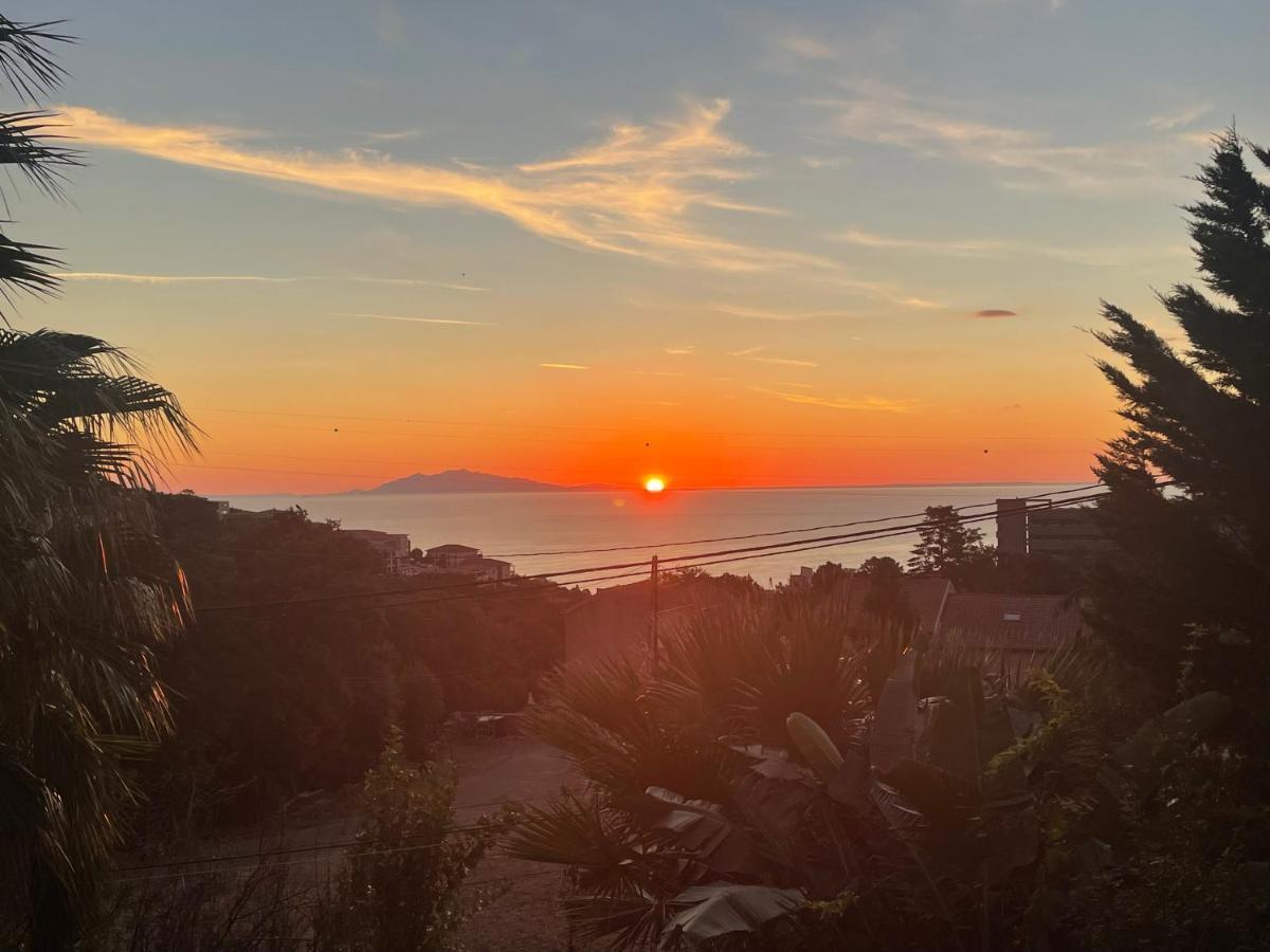 Casa Azzura Apartment Bastia  Bagian luar foto